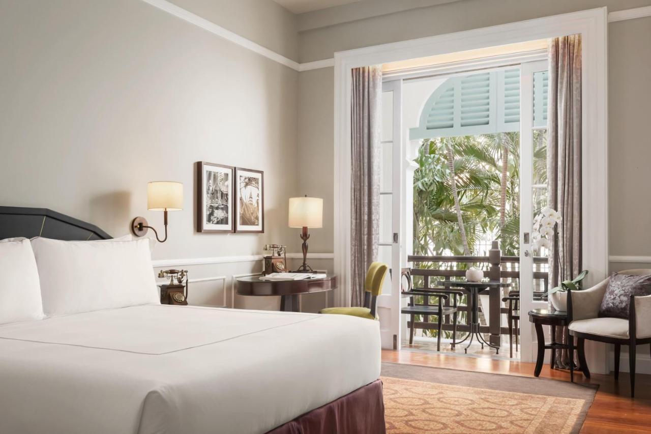 Raffles Hotel Le Royal Phnom Penh Exterior photo