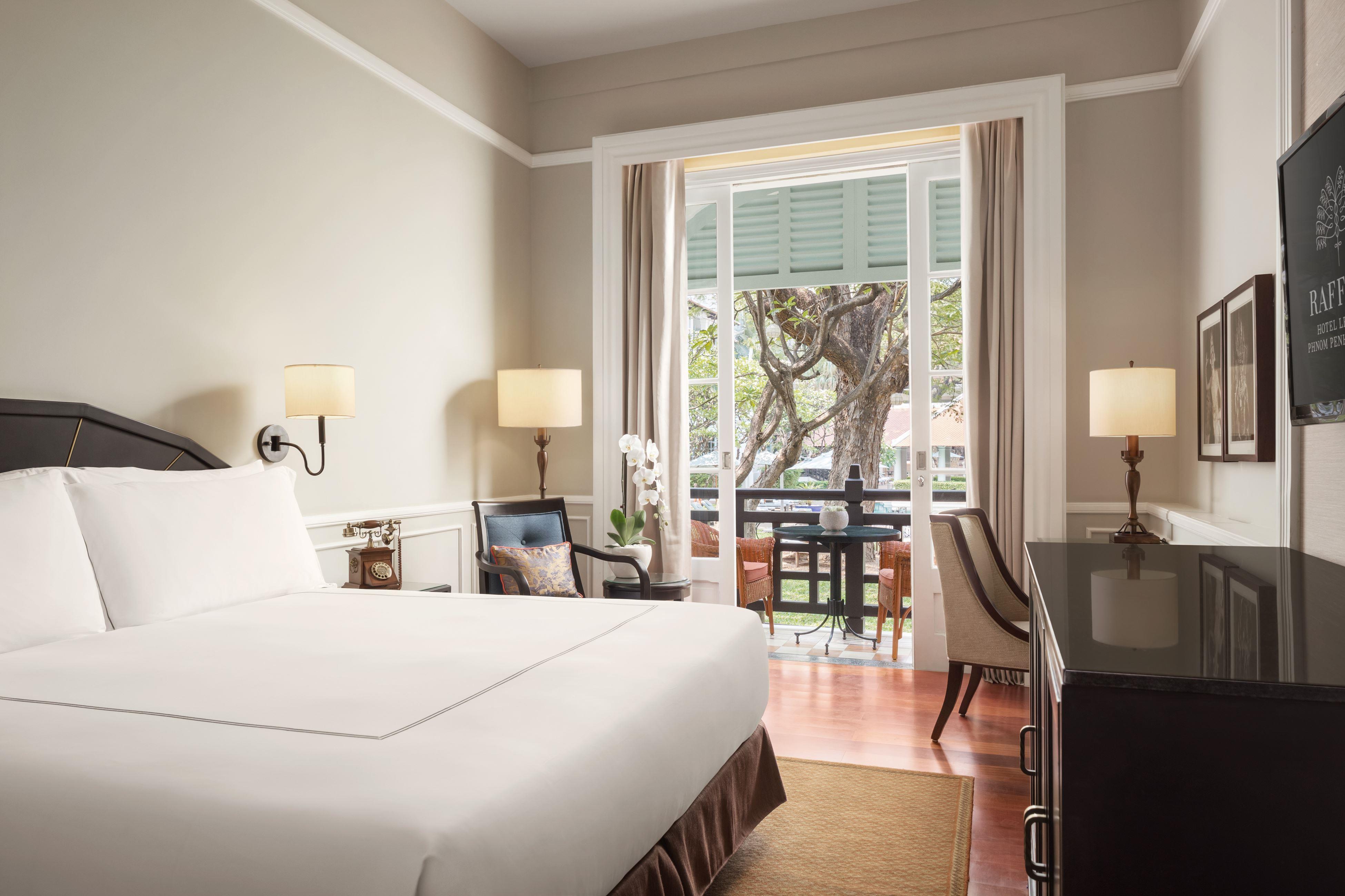 Raffles Hotel Le Royal Phnom Penh Exterior photo