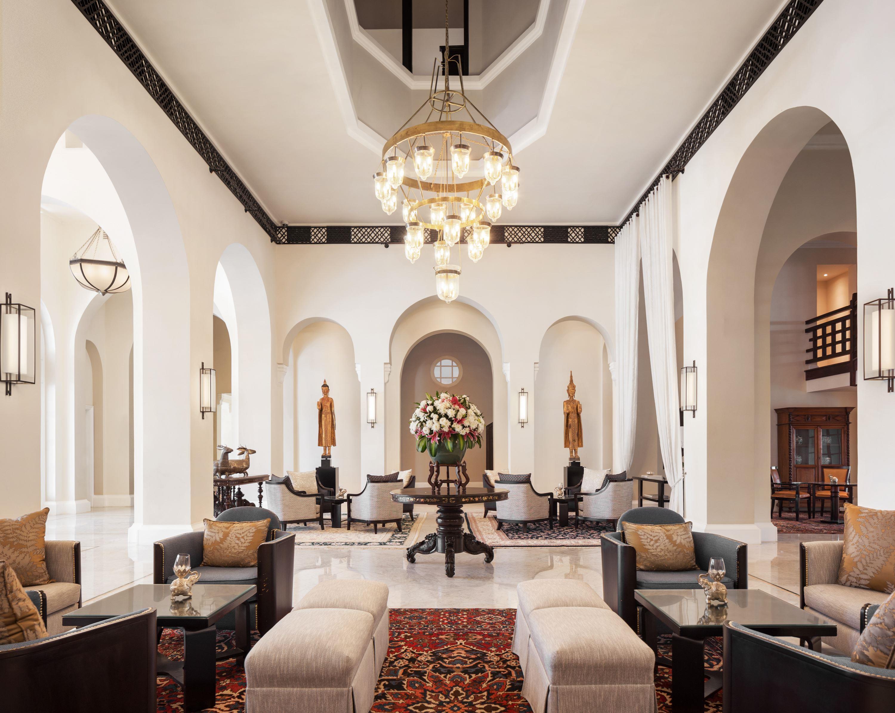 Raffles Hotel Le Royal Phnom Penh Exterior photo