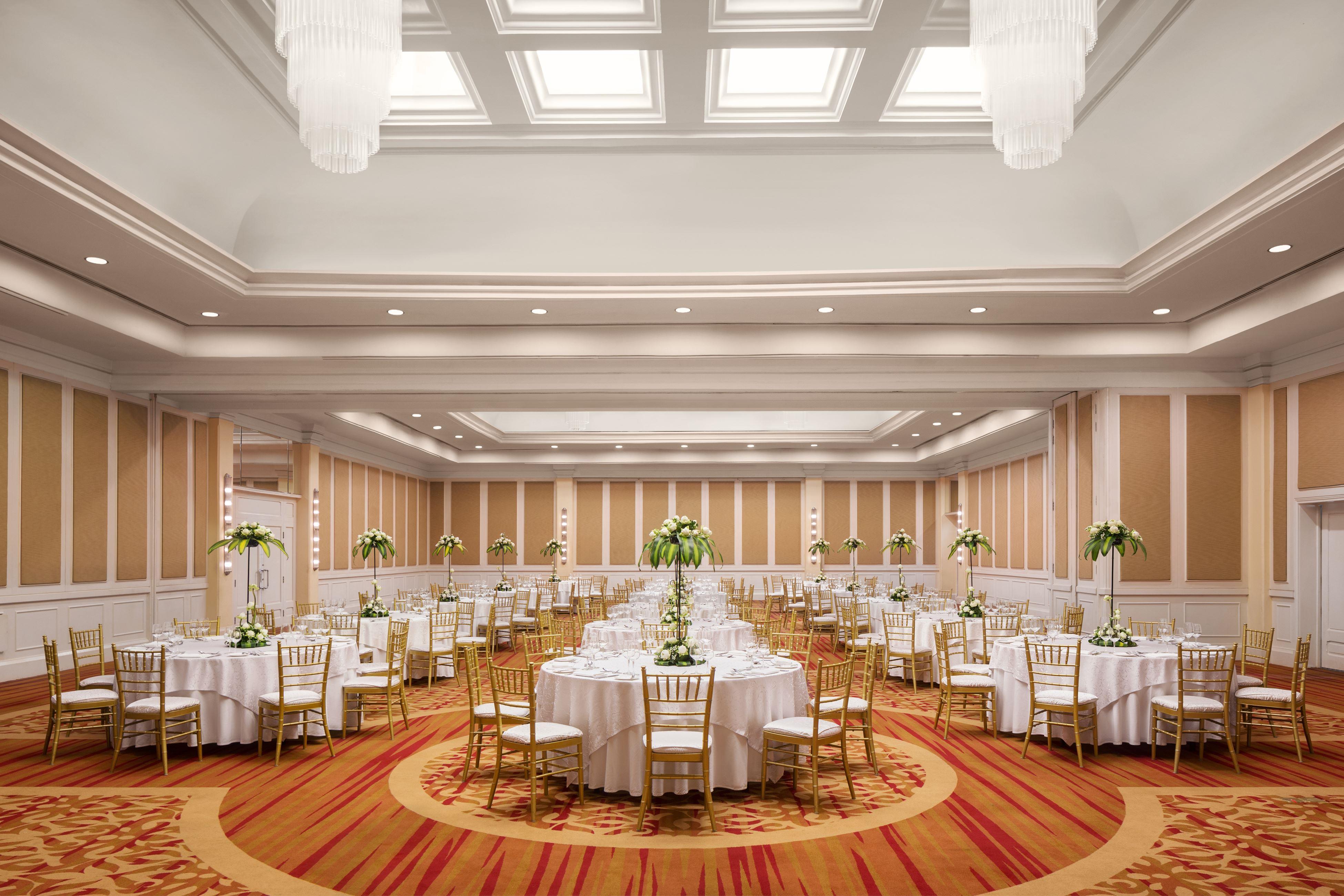 Raffles Hotel Le Royal Phnom Penh Exterior photo