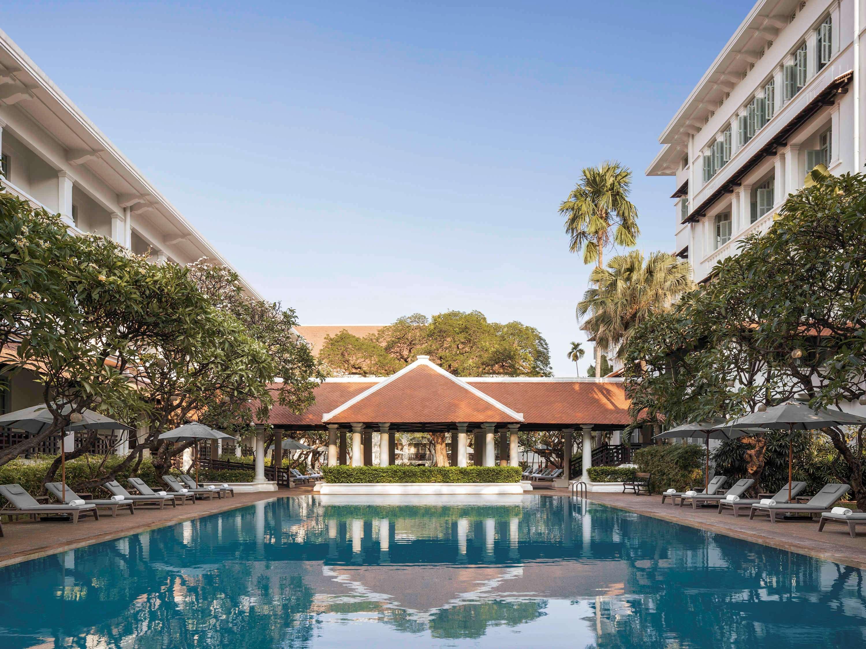 Raffles Hotel Le Royal Phnom Penh Exterior photo